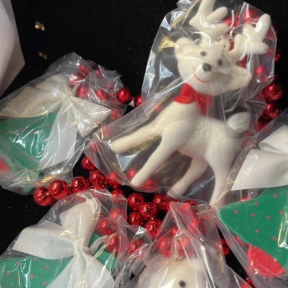 Avon vtg “festive